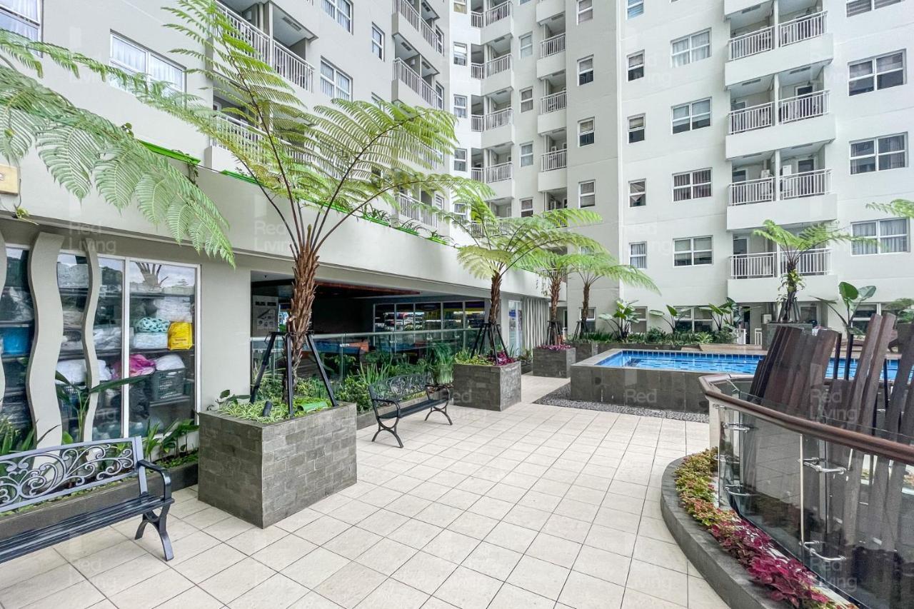 Redliving Apartemen Parahyangan Residence - Anton Rooms Bandung Exterior foto