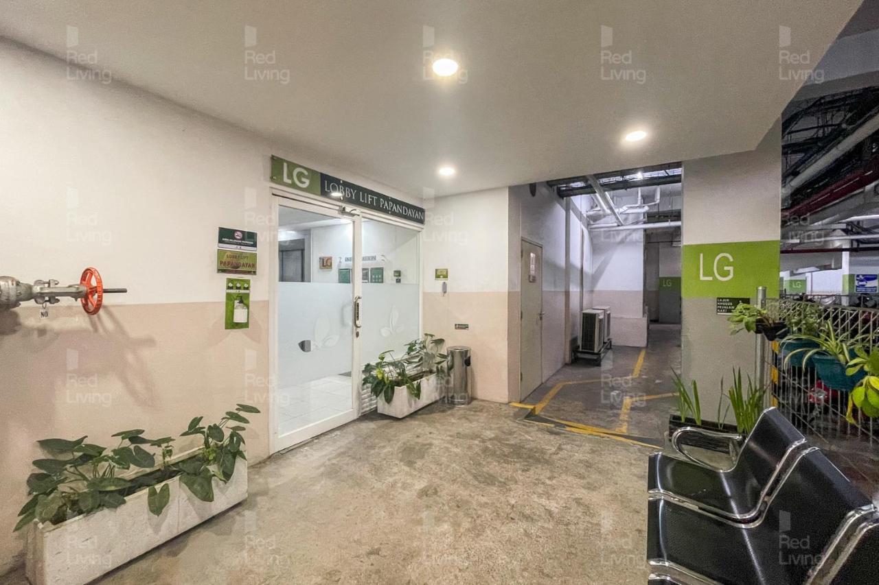 Redliving Apartemen Parahyangan Residence - Anton Rooms Bandung Exterior foto